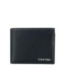 Image of <p>Porte-cartes et billets en cuir lisse Calvin Klein. <br />Petit et pratique, il possède un large rangement intérieur pour les billets, 4 emplacements pour cartes bancaires ainsi qu'un logo en relief à l'intérieur. <br />Nos photographies sont retouchée