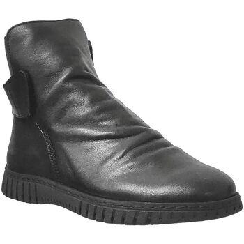 Image of Boots Karyoka Diapo
