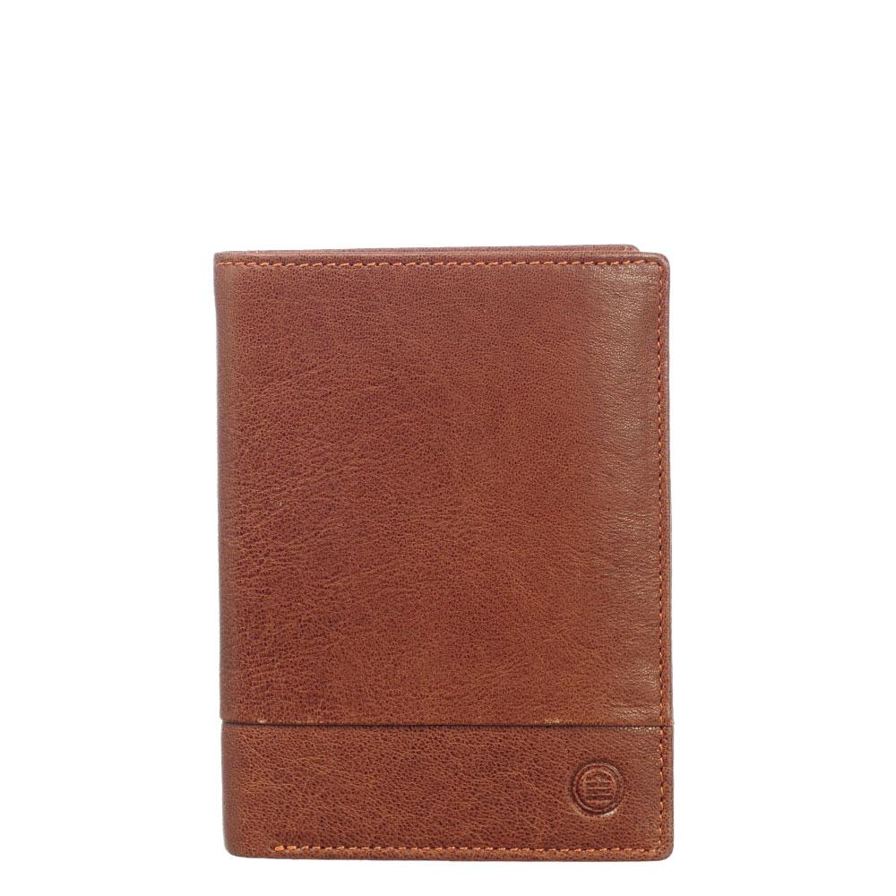 Image of <p>Portefeuille 4 volets en cuir de vachette de la ligne <strong>Anchorage</strong> signée <strong>Serge Blanco</strong> avec petit marquage rond sur l'avant. <br />Il propose une poche zippée pour la monnaie, 8 emplacements au format CB, une poche à bill