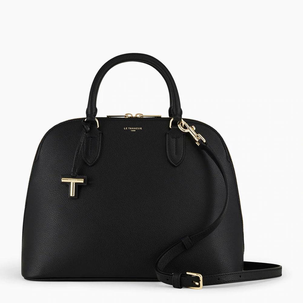 Image of <p>Sac à main (M) <strong>Le Tanneur Gisèle</strong> en cuir de vachette pleine fleur grainé. <br />Un sac "bugatti" moyen modèle avec charms "T" et marquage <strong>Le Tanneur</strong>. <br />Porté main, épaule ou croisé grâce à sa bandoulière ajustable